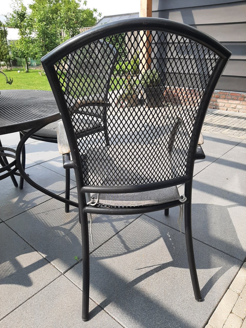 Metalen tuinset , tafel en 4 stoelen