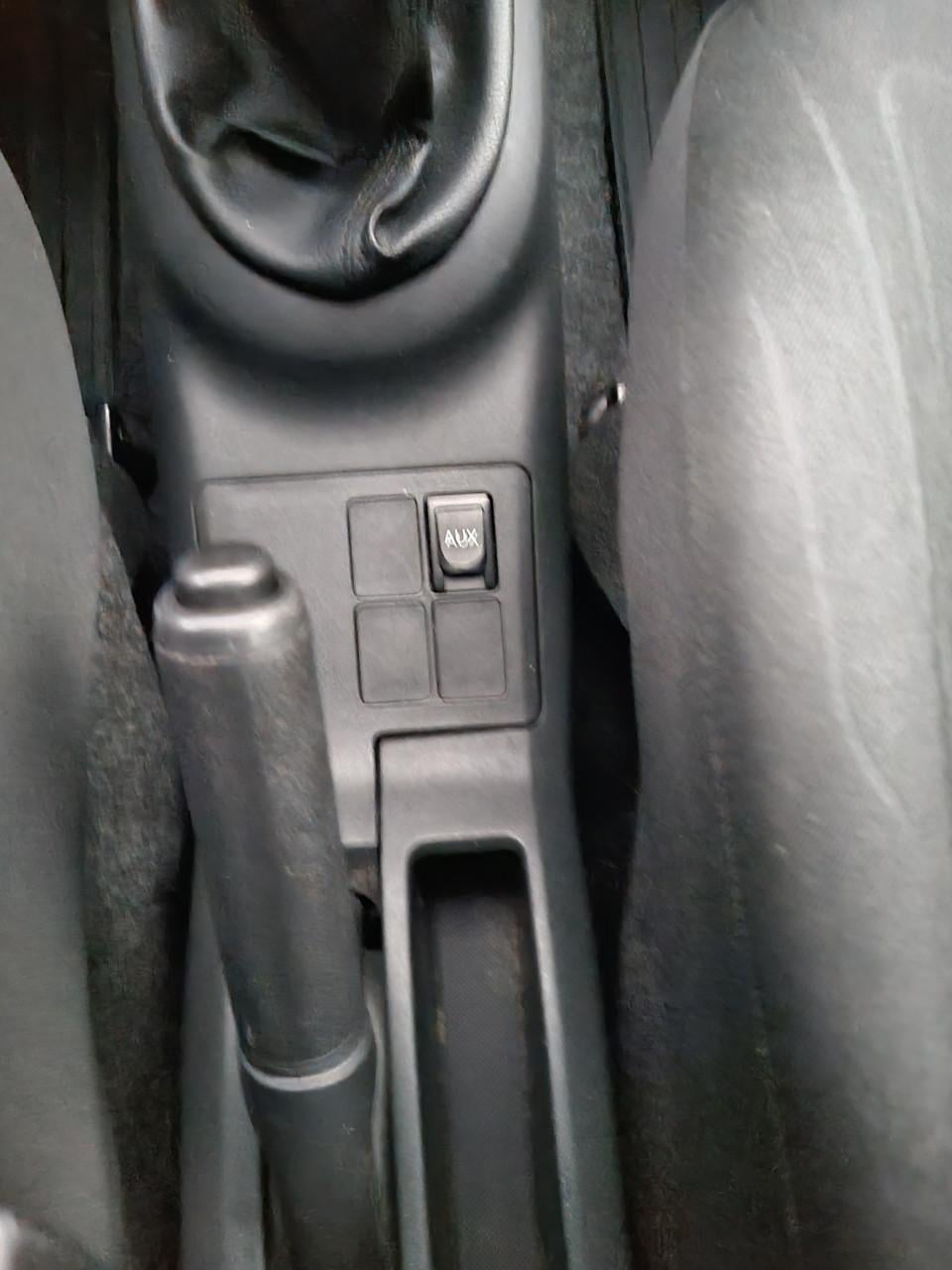 Toyota Yaris 1.0 VVTi Cool