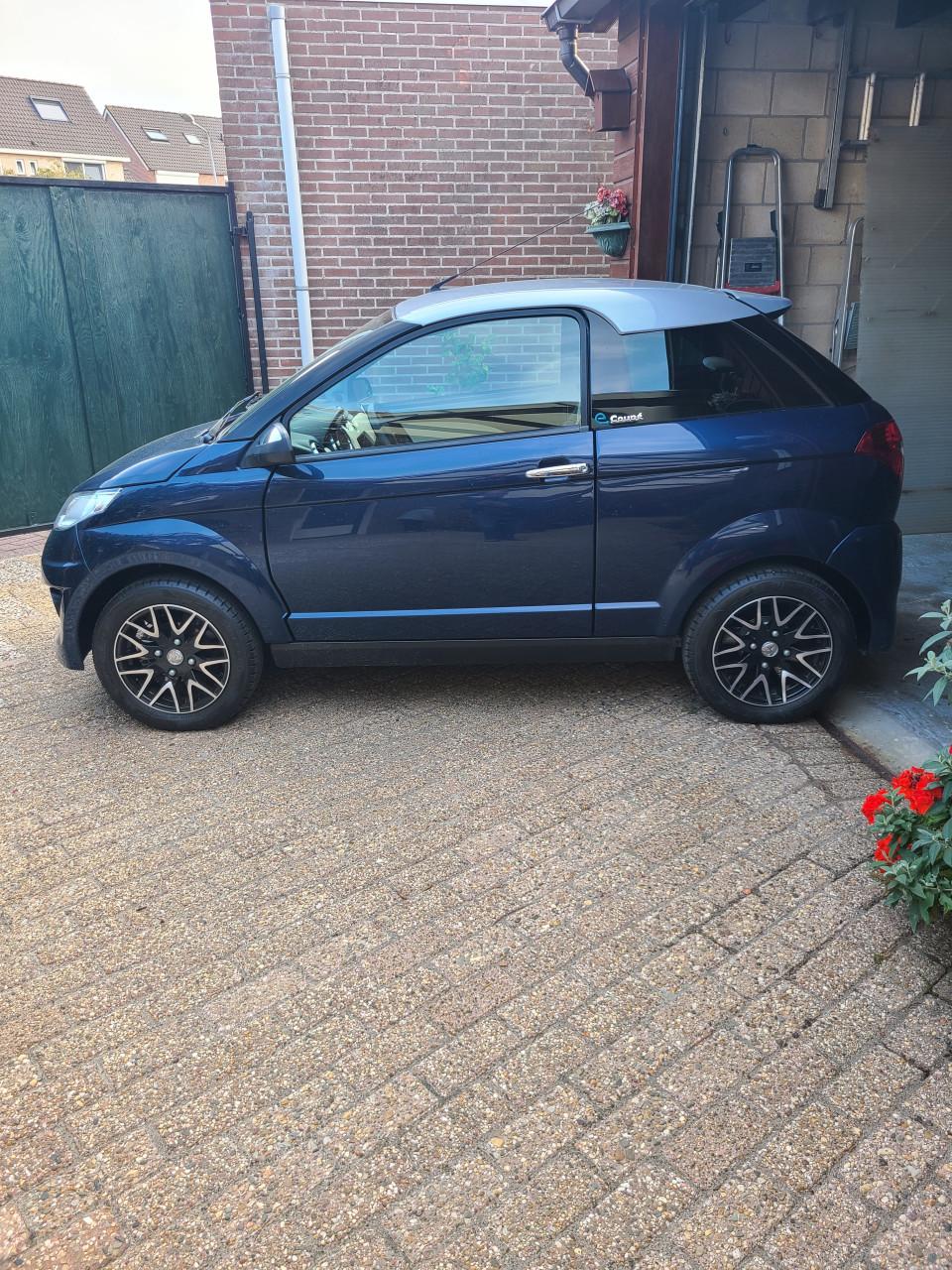 Zo goed als nieuwe 100% elektr Aixam E-Coupe  S8   bj. 2015  km. stand 1764