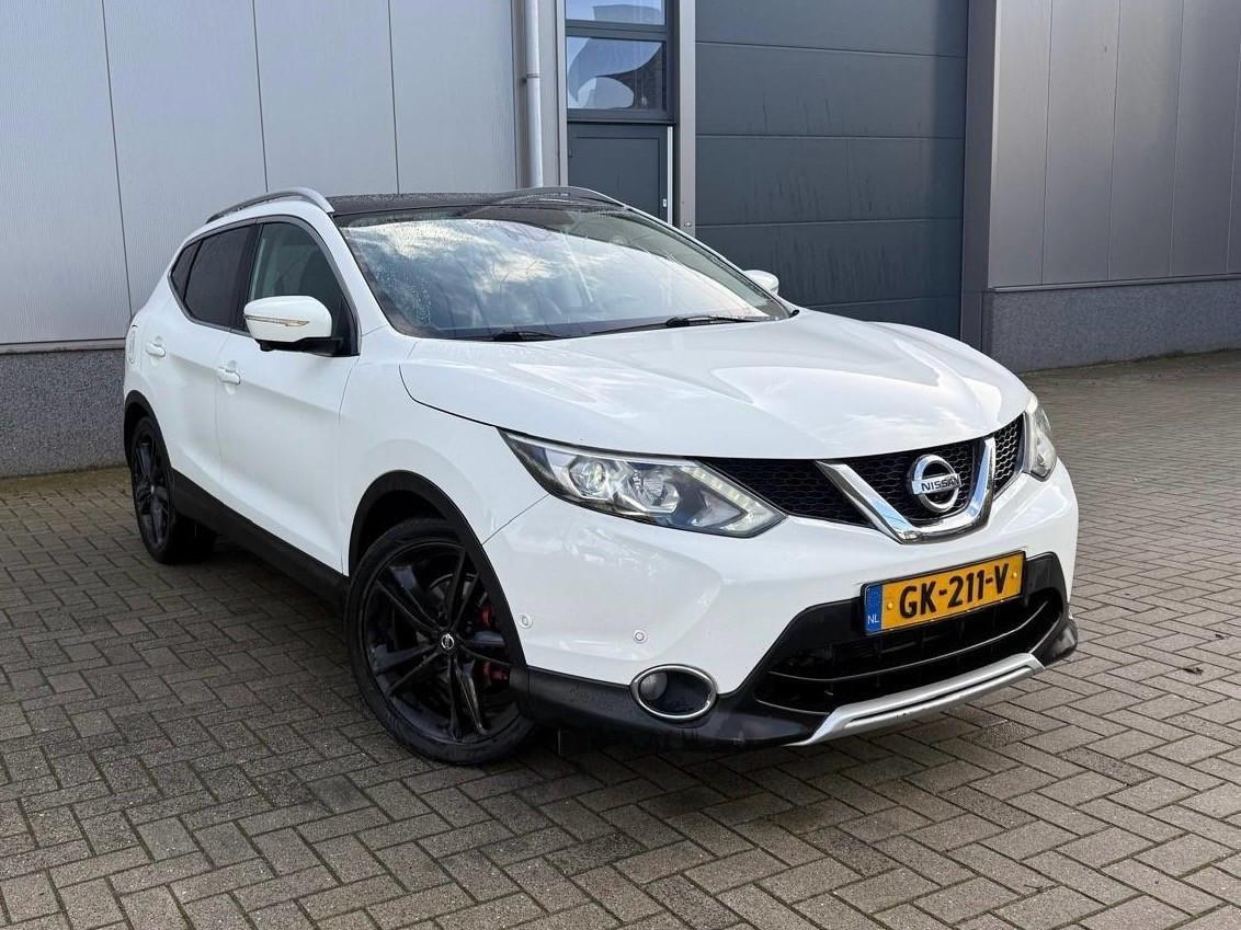 Nissan Qashqai 1.2 Tekna Pano/Camera/