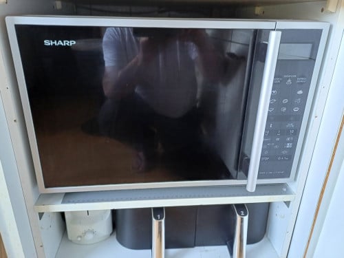 Sharp R-969 IN