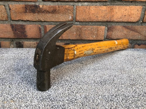 Klauwhamer.