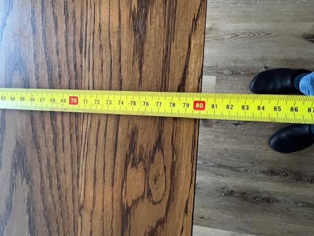 Moderne lange eettafel