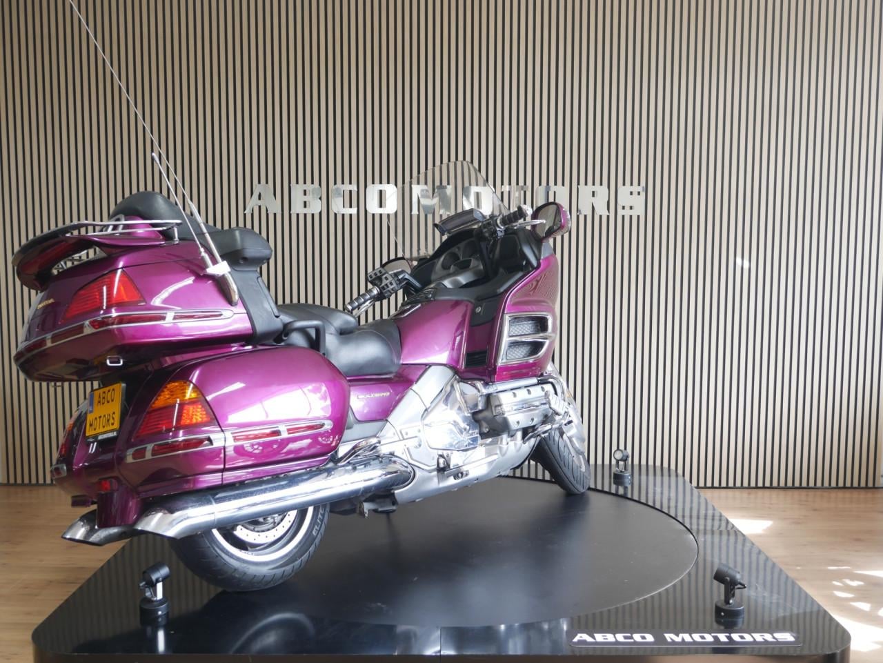 HONDA GL 1800 GOLDWING