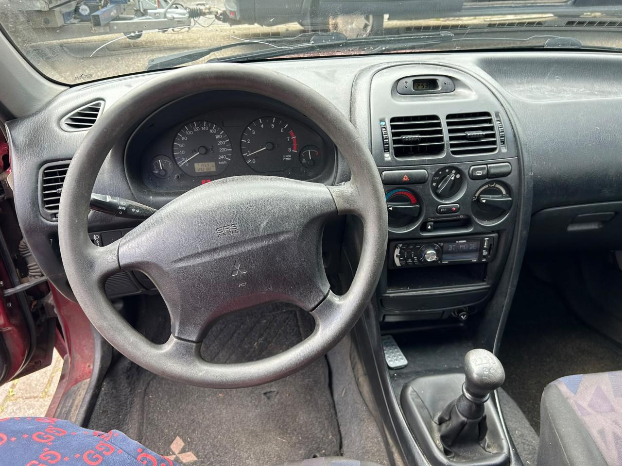 Mitsubishi Carisma 1.6 GL Ijskoude airco!/ BT/ Stuurbekrachtiging