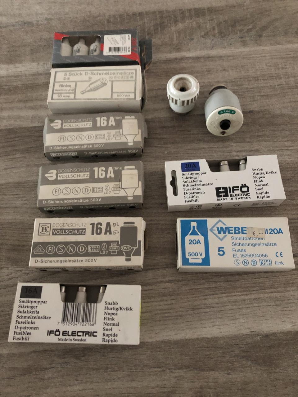 Zekeringen 16 en 20 ampere