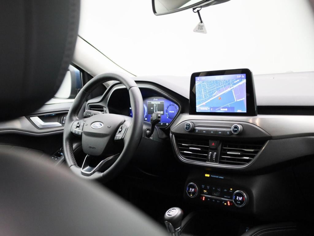 Ford Focus clipper 1.0i ecoboost mhev 114kw titanium winterpack | b&o sound