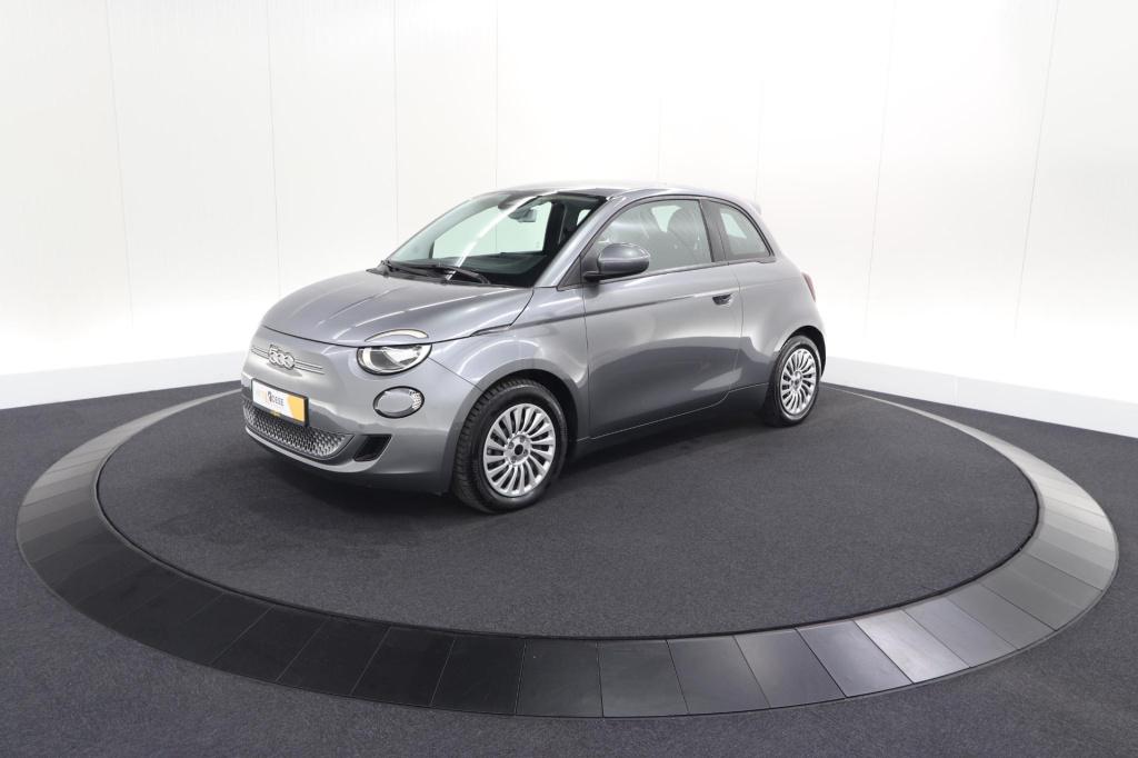 Fiat 500 urban 42 kwh | soh 97.6% | 3 fase laadfunctie | camera | apple car