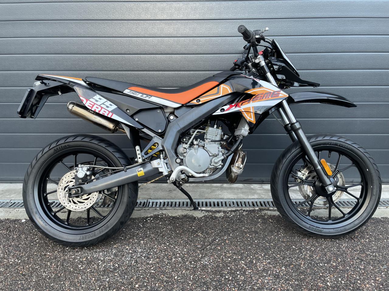 DERBI SENDA 50 SCHAKELBROMMER