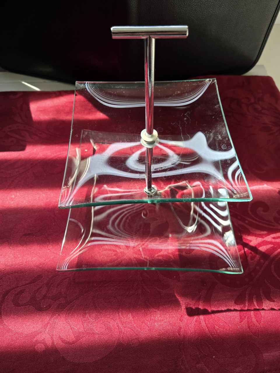 Etagere vierkant kunststof  Hoogte 22.5 cm