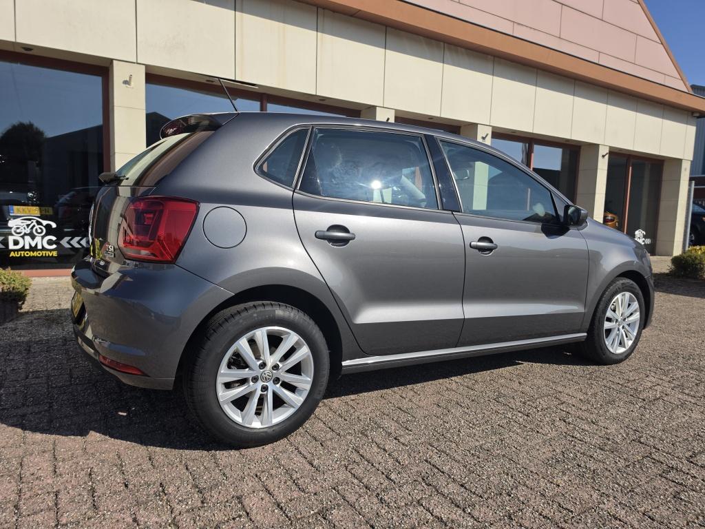 Volkswagen Polo 1.2 tsi comfortline connected series | airco | stuurbekr | 