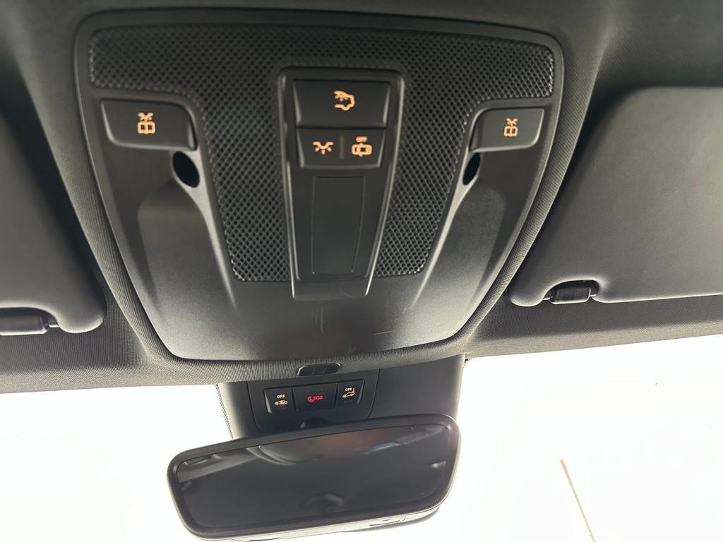 Mercedes-Benz A-Klasse 180 amg line | magno grey | keyless go | trekhaak |