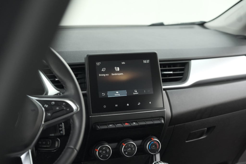 Renault Captur tce 100 zen | apple carplay | cruise control | dab+ radio
