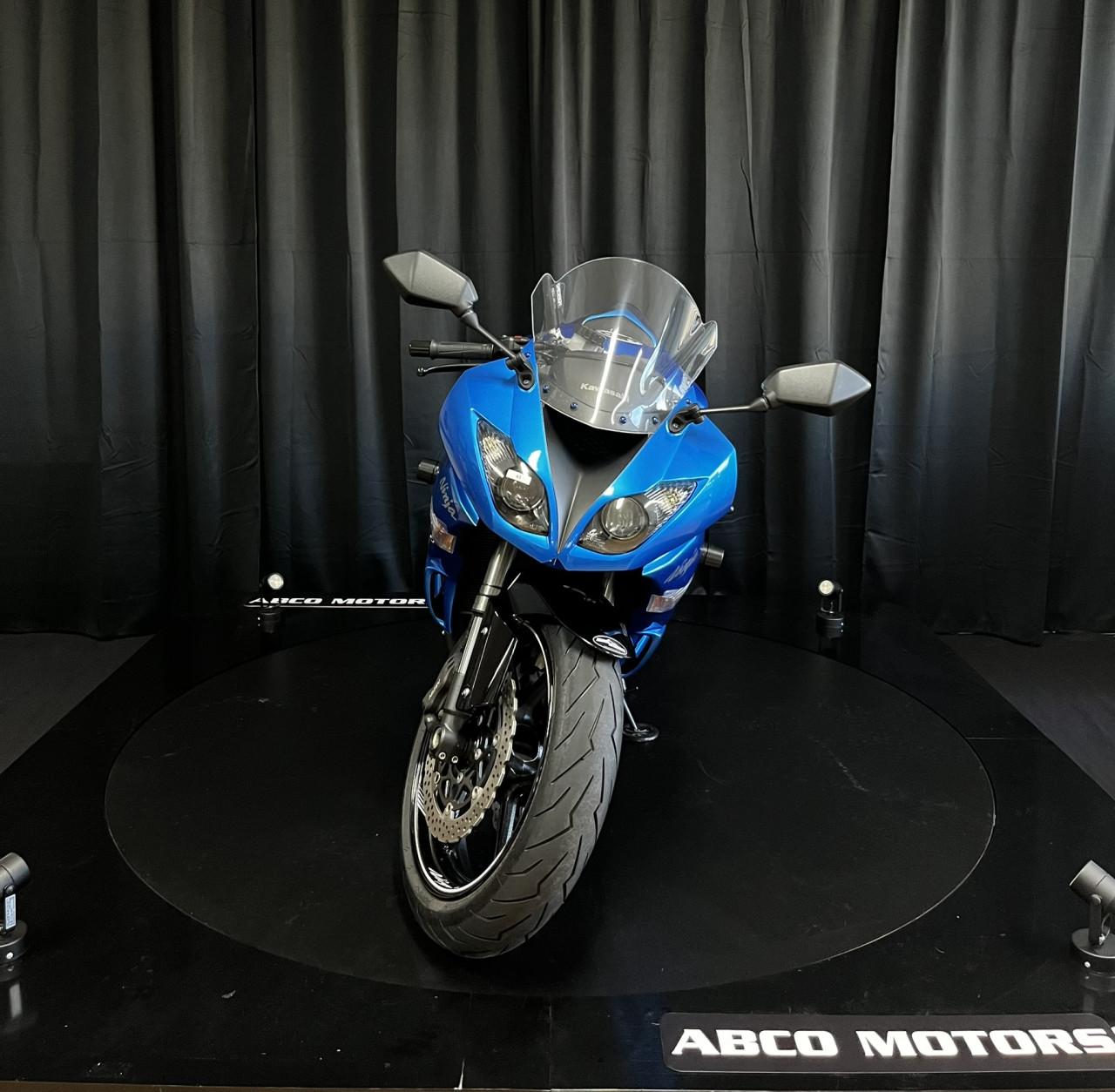 KAWASAKI NINJA ZX-6R