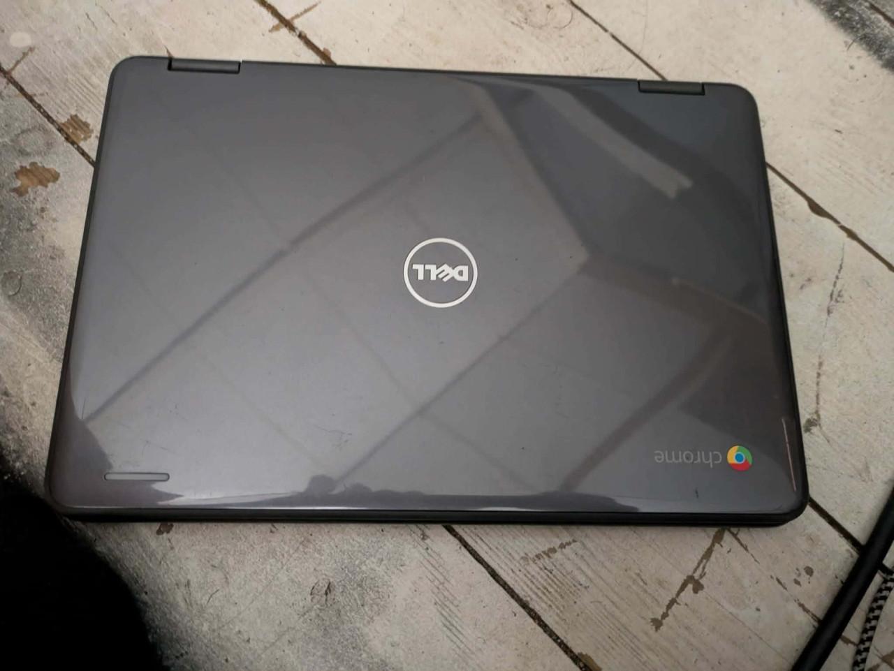 Samsung tab Note met pen . Samsung Tab.Dell cromebook .Ipad 11.