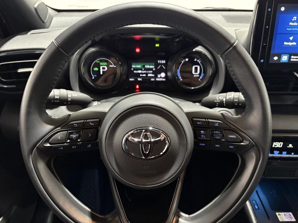 Toyota Yaris 1.5 hybrid executive| camera| stoel.verw| adap.cruise