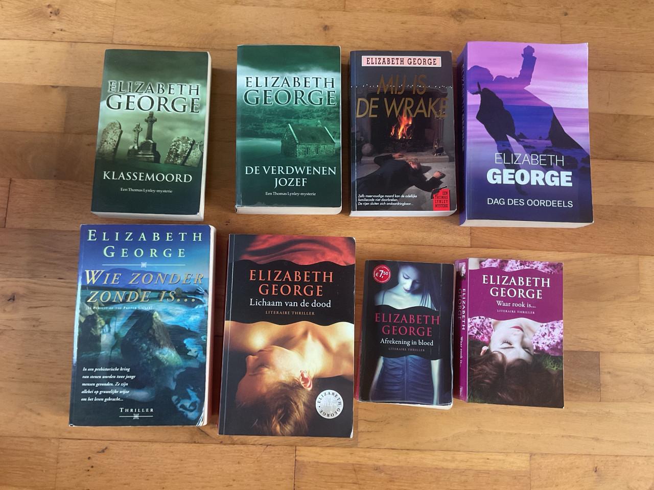 Elizabeth George literaire thrillers 8 voor € 5