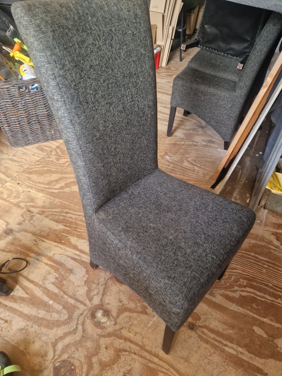 Eettafel met 6 stoelen
