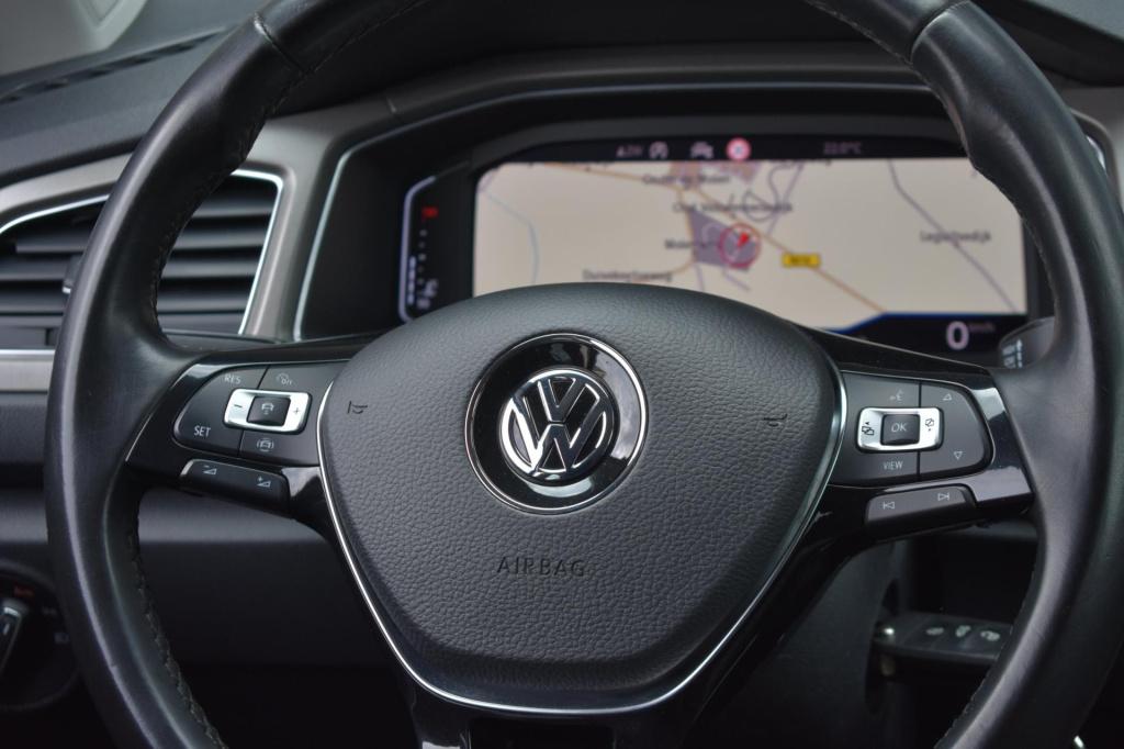 Volkswagen T-roc 1.0 tsi | virtual cockpit | trekhaak | apple carplay | and