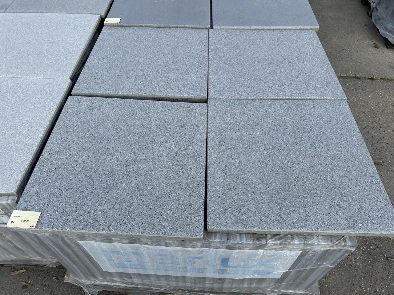 Gecoate betontegels