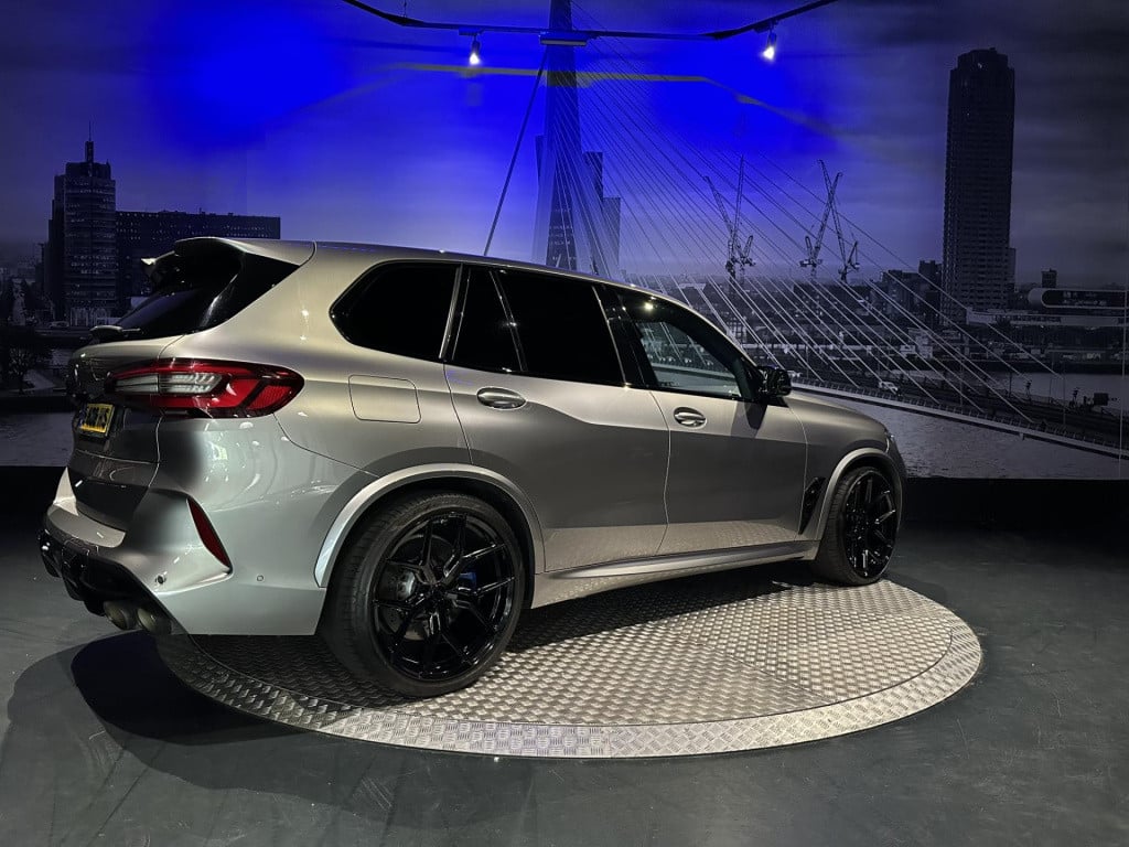 BMW X5 m competition *vossenwheels*carbon*pano*nl auto*
