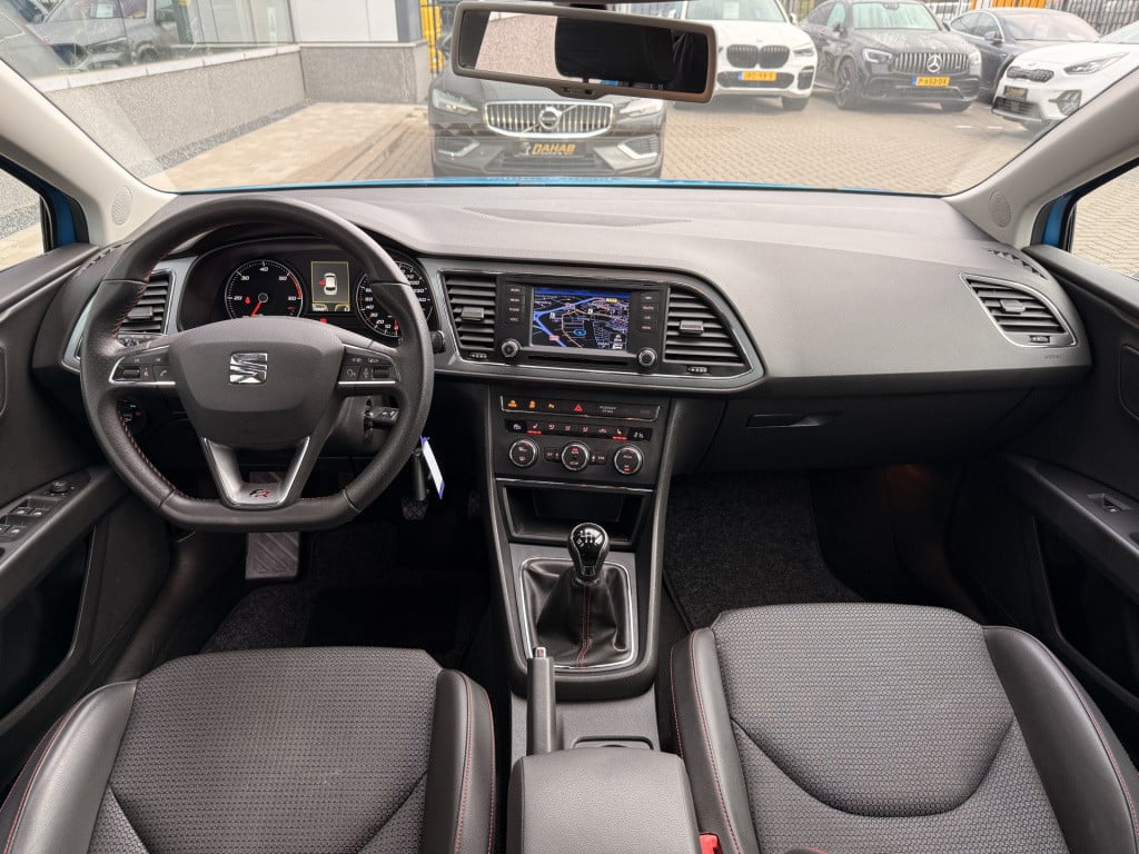 Seat Leon 2.0 tdi fr | led | navi | cruise | dab | stoelverwarming | blueto