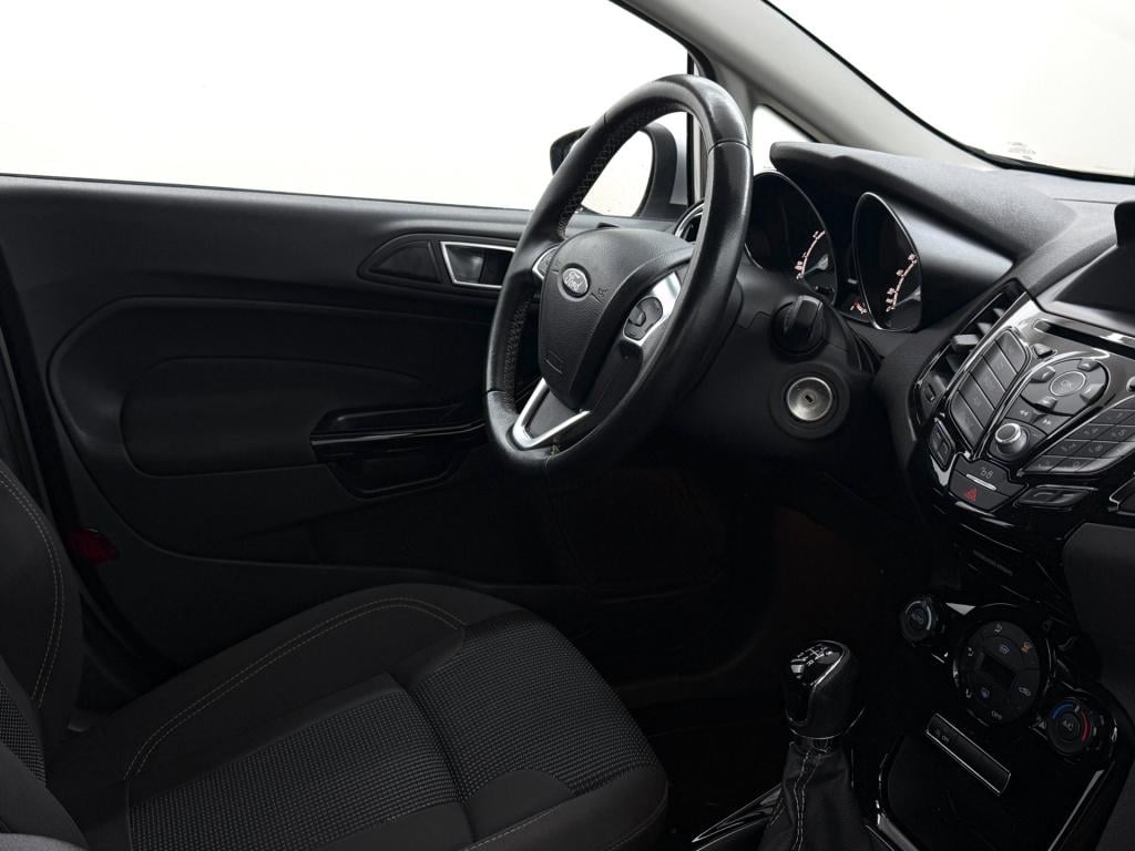 Ford Fiesta occasion 1.0 ecoboost titanium | grijs | tweedehands ford fiest