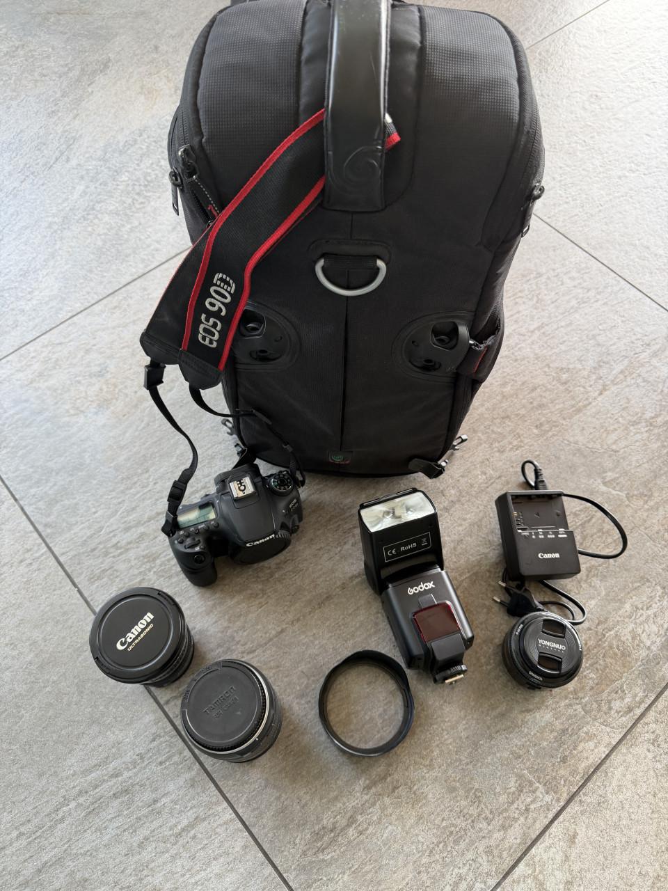 Canon EOS 90D compleet fotografiepakket, amper gebruikt