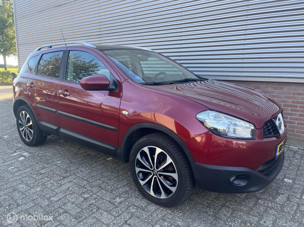 Nissan Qashqai 1.6 connect edition