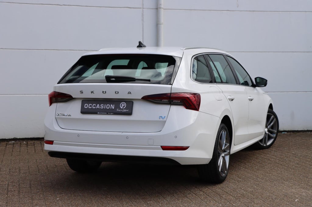 Skoda Octavia combi 1.4 tsi iv style 204pk dsg6