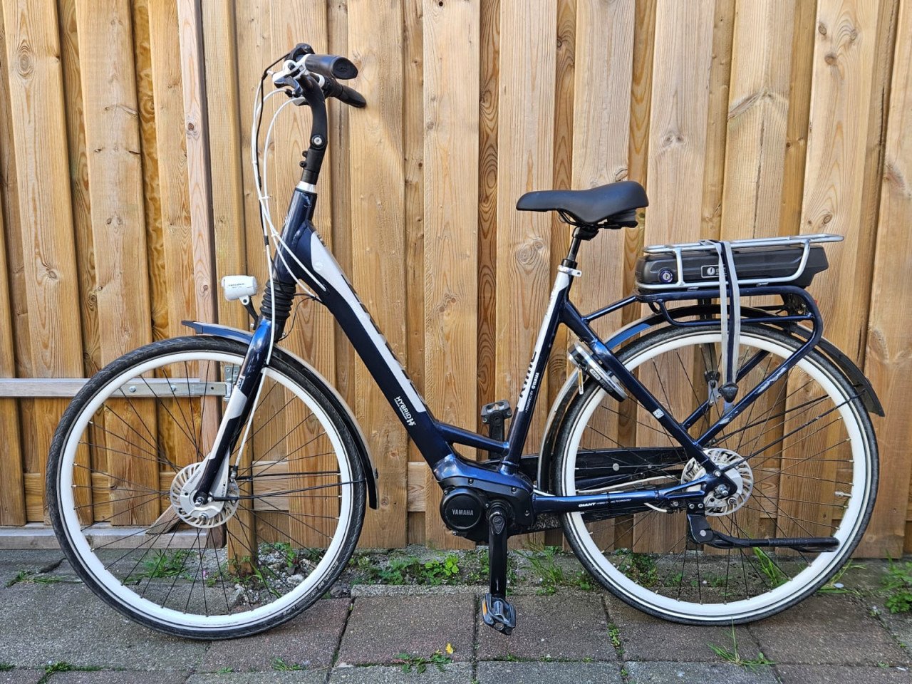 Prachtige Giant Prime Hybrid+ elektrische fiets middenmotor