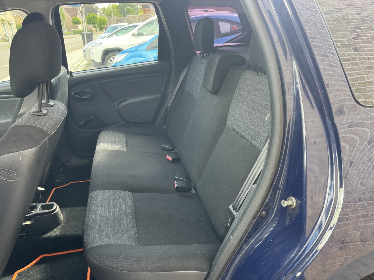 Dacia Duster 1.6i Ambiance 2012
