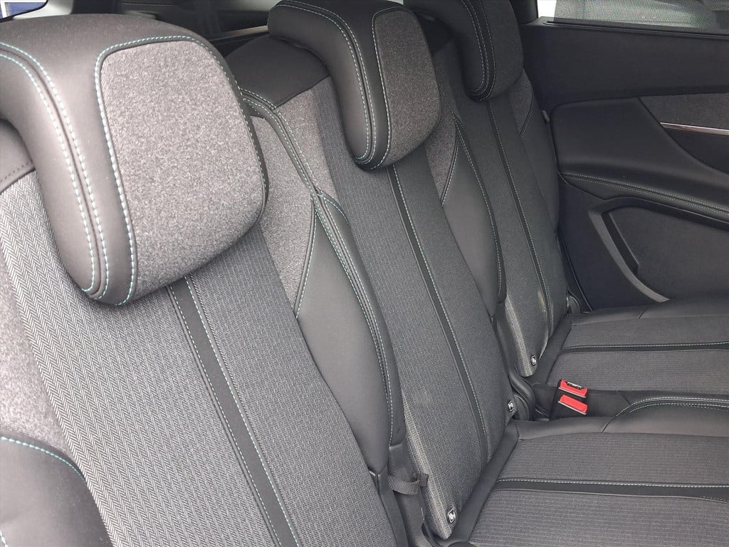 Peugeot 5008 1.2 puretech 130pk s&s allure pack business navigatie | cruise
