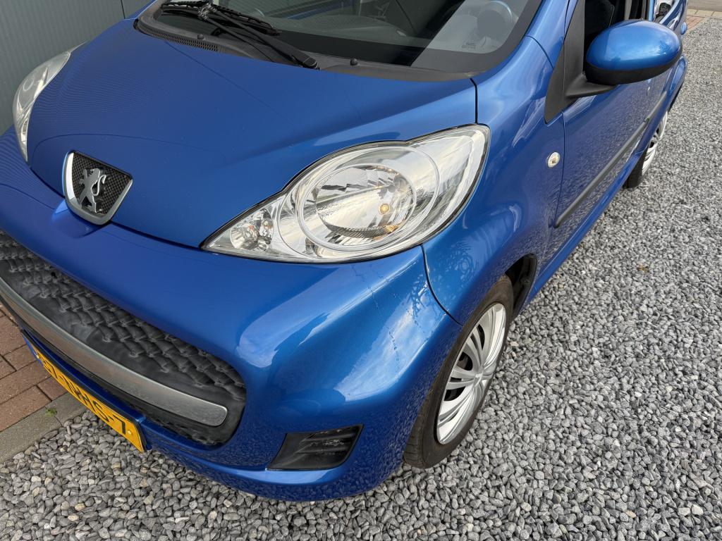 Peugeot 107 1.0-12v urban move airco 5-drs
