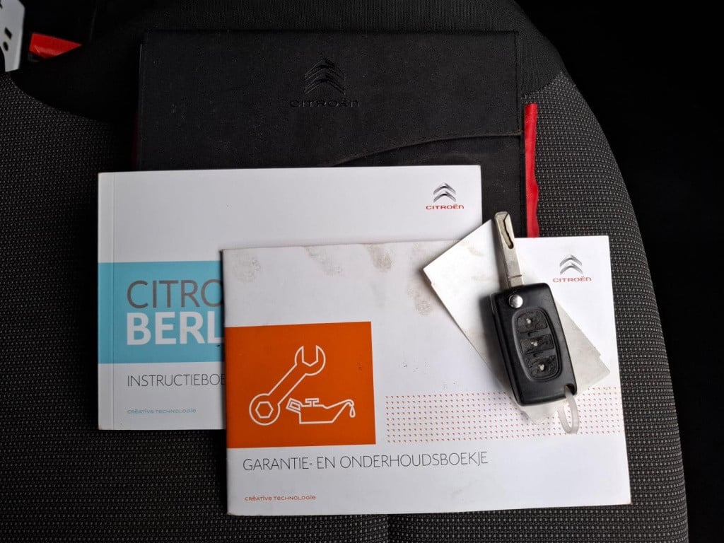Citroen Berlingo 1.6 bluehdi 75 comfort airco / kasten inrichting / trekhaa