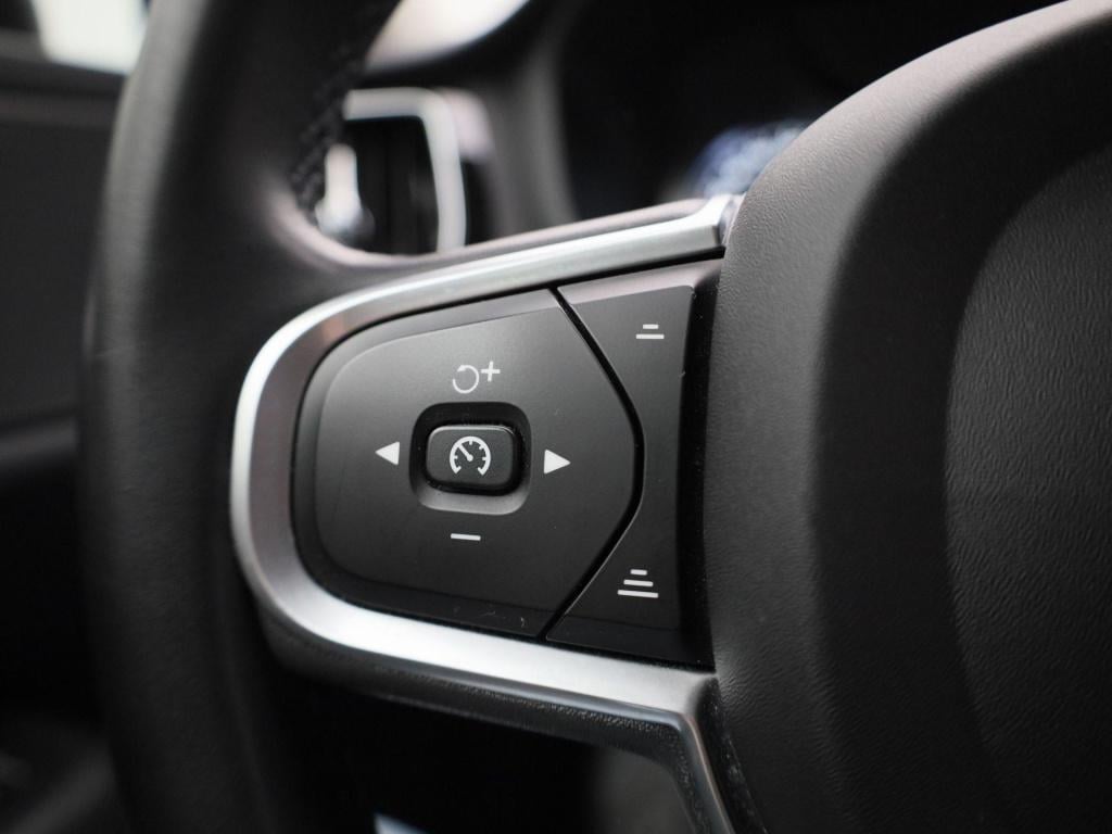 Volvo V60 2.0 b3 momentum business | automaat | virtual cockpit | dab | led