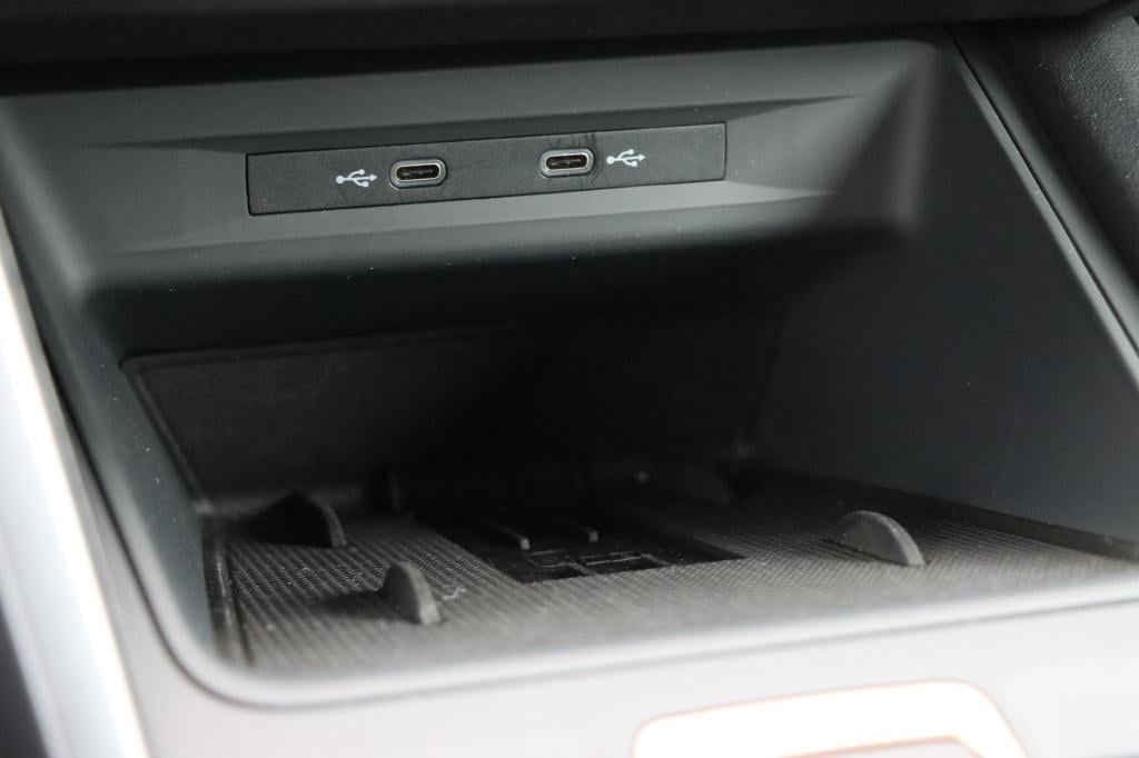 Cupra Formentor 1.5 tsi e-hybrid business 204pk dsg6 | soh 100% |