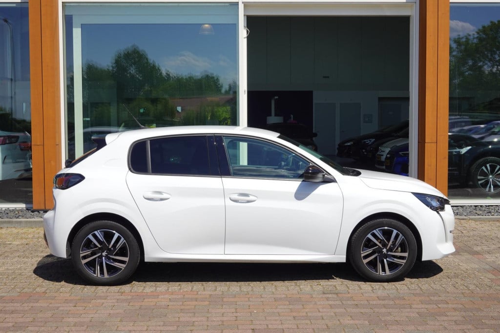 Peugeot 208 1.2 puretech 100 allure