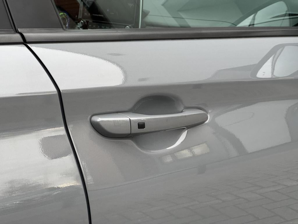 Hyundai Kona 1.6 gdi hev fashion