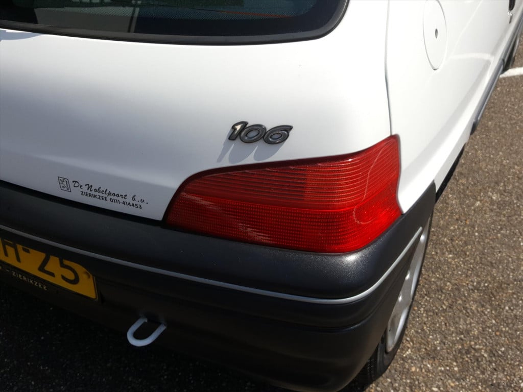 Peugeot 106 1.0 sketch
