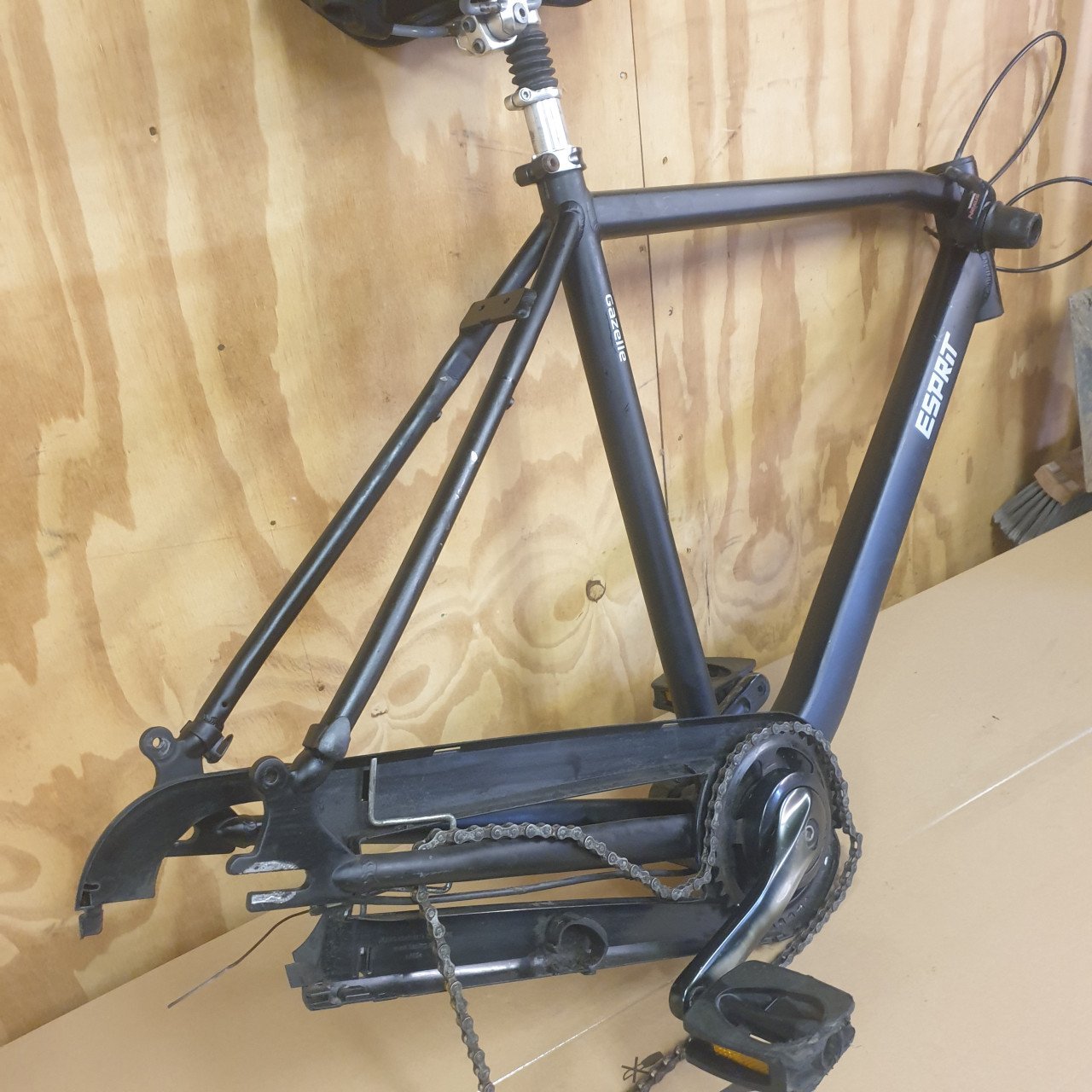 Frame met cranckstel en zadelpen Gazelle Esprit 28 inch