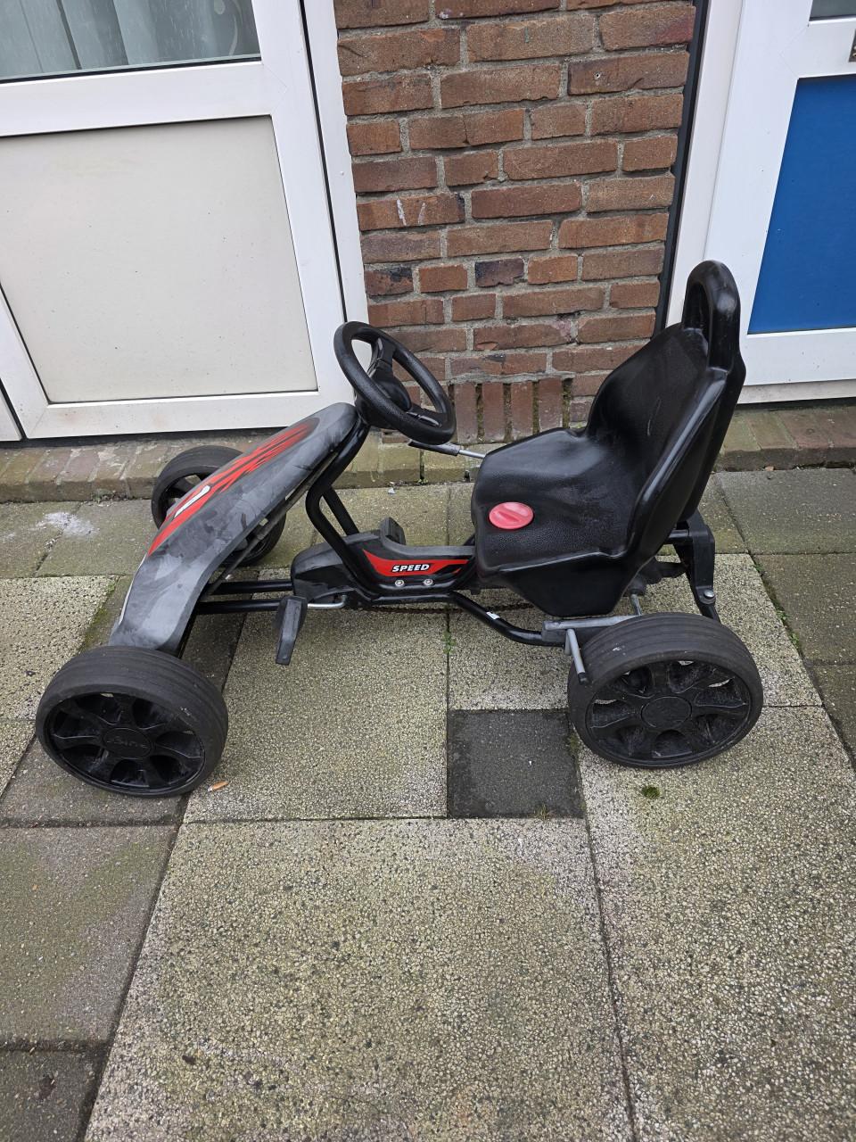 Trap skelter formule 01 met handrem-zwart