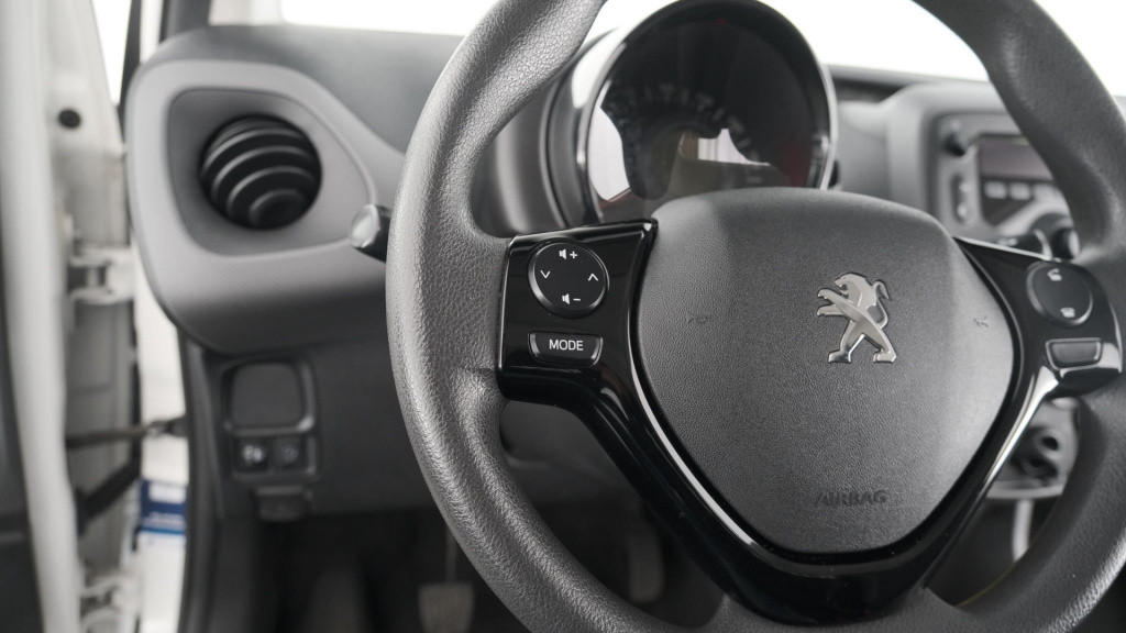 Peugeot 108 1.0 e-vti active | airco | allseasonbanden | elektrische ramen 