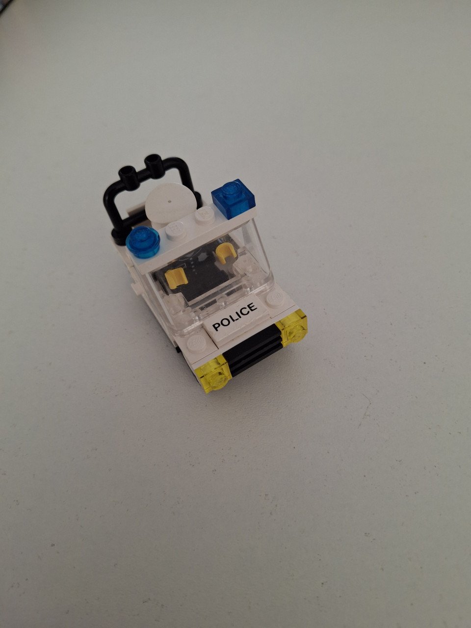 2 vintage Lego  Police sets