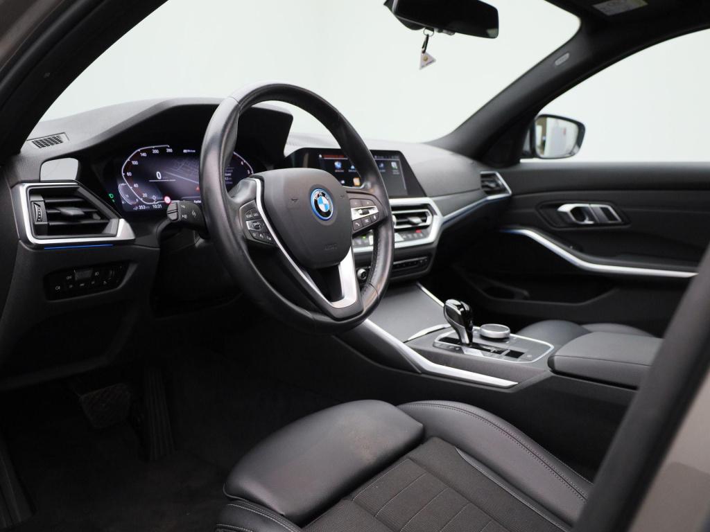 BMW 3-serie touring 320e business edition plus | automaat | lmv | navigatie