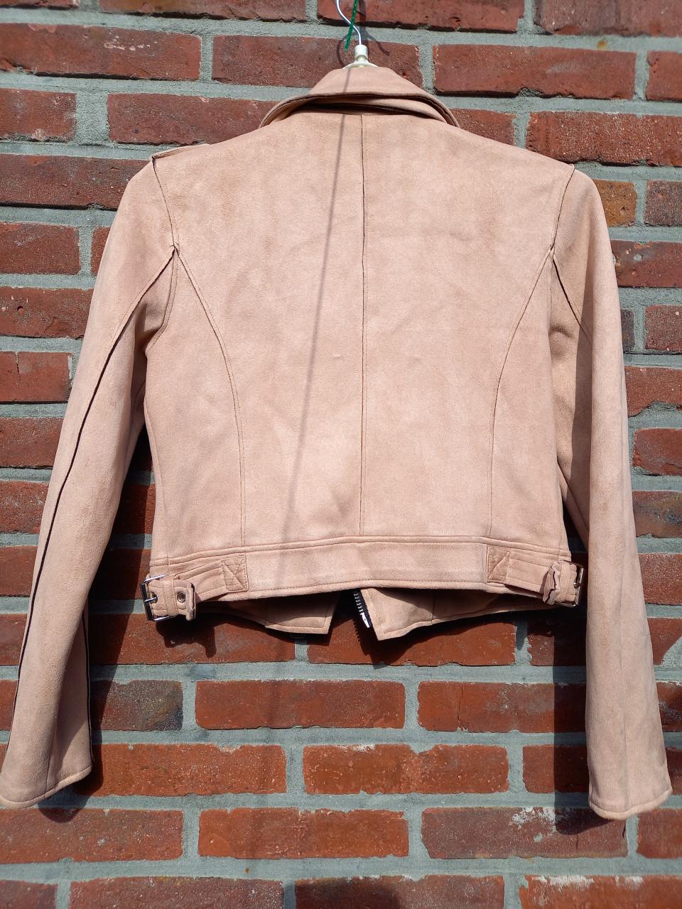 Zachtroze biker jasje