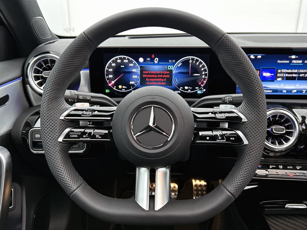 Mercedes-Benz A-Klasse 250 e business solution amg | amg line plus pakket |