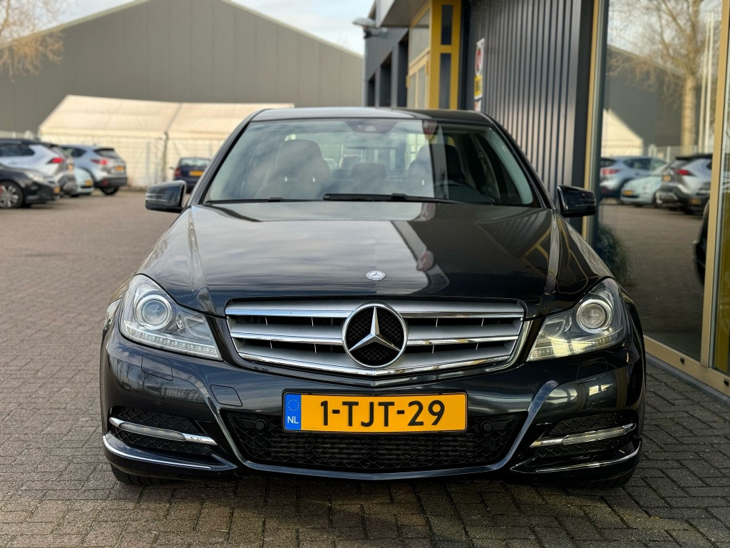 Mercedes-Benz C-Klasse 180 amb. avantgarde