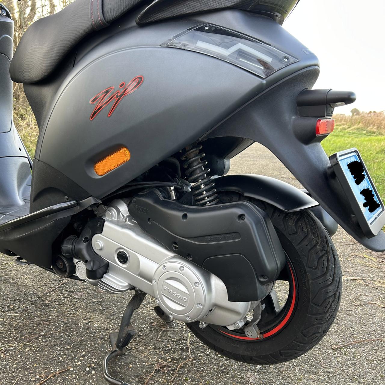 Piaggio Zip S Titanio Scooter 2022 - 4500km