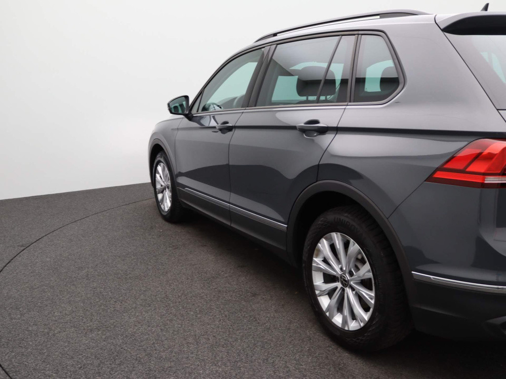 Volkswagen Tiguan 1.5 tsi life | automaat | lmv | climate control | navigat